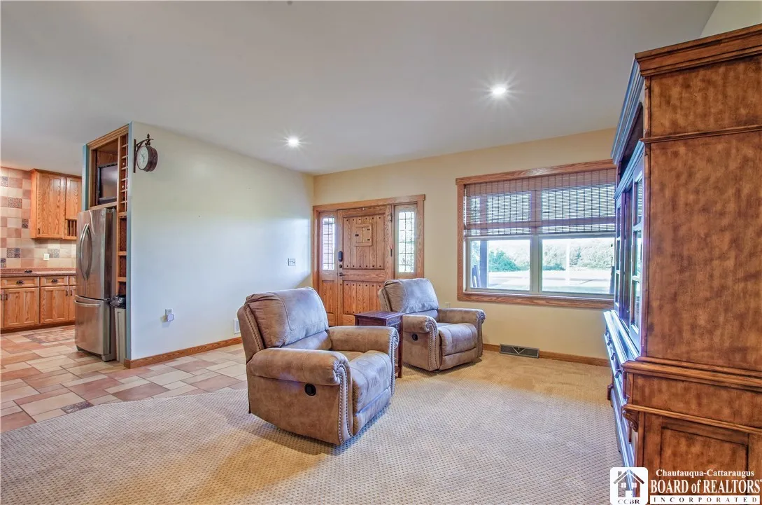 9717 Dye Road, Villenova, New York 14062, Villenova, New York 14062, 3 Bedrooms Bedrooms, 7 Rooms Rooms,2 BathroomsBathrooms,Residential,Closed,9717 Dye Road, Villenova, New York 14062,0,R1631365
