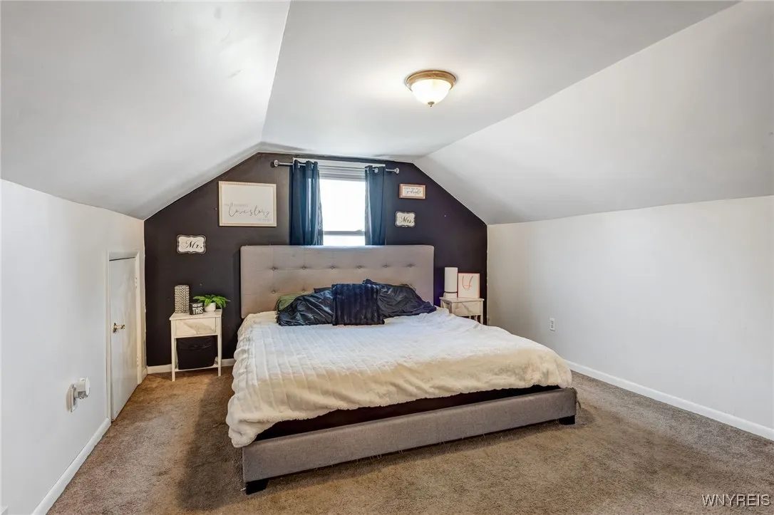 203 74th Street, Niagara Falls, New York 14304, Niagara Falls, New York 14304, 3 Bedrooms Bedrooms, 5 Rooms Rooms,1 BathroomBathrooms,Residential,Closed,203 74th Street, Niagara Falls, New York 14304,0,B1631663