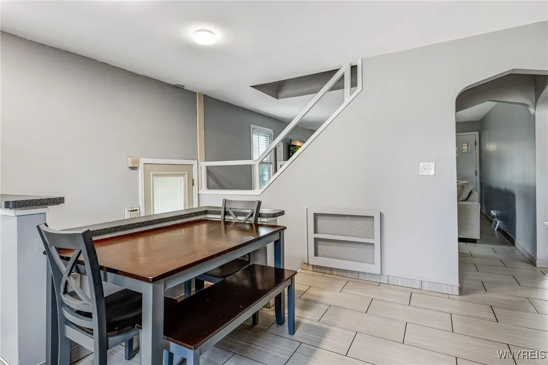 203 74th Street, Niagara Falls, New York 14304, Niagara Falls, New York 14304, 3 Bedrooms Bedrooms, 5 Rooms Rooms,1 BathroomBathrooms,Residential,Closed,203 74th Street, Niagara Falls, New York 14304,0,B1631663