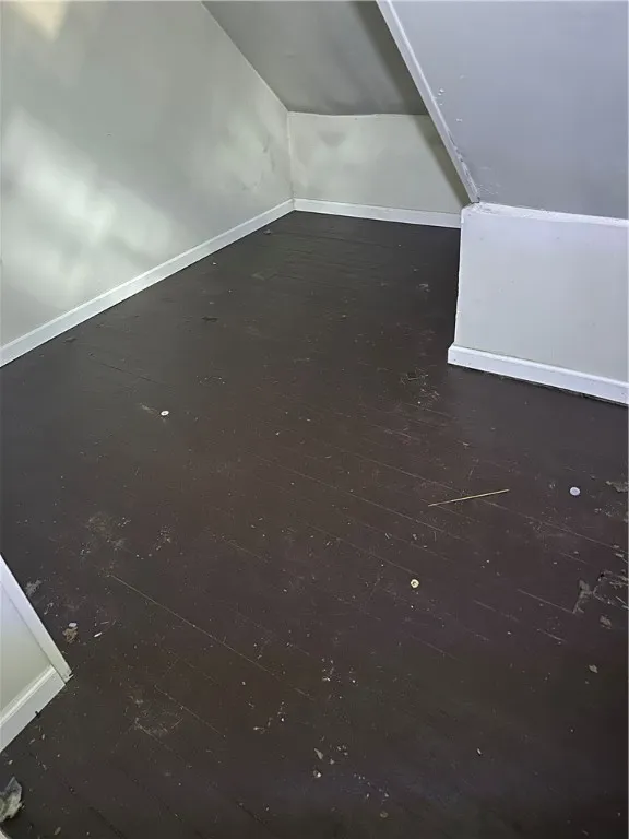 557 Glide Street, Rochester, New York 14606, Rochester, New York 14606, 7 Bedrooms Bedrooms, ,2 BathroomsBathrooms,Residential,For Sale,557 Glide Street, Rochester, New York 14606,0,R1630652