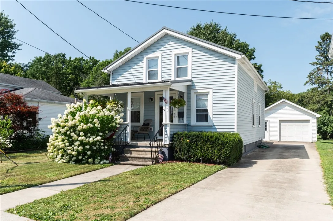 90 Exchange Street, Attica, New York 14011, Attica, New York 14011, 3 Bedrooms Bedrooms, 7 Rooms Rooms,1 BathroomBathrooms,Residential,Closed,90 Exchange Street, Attica, New York 14011,0,R1631450