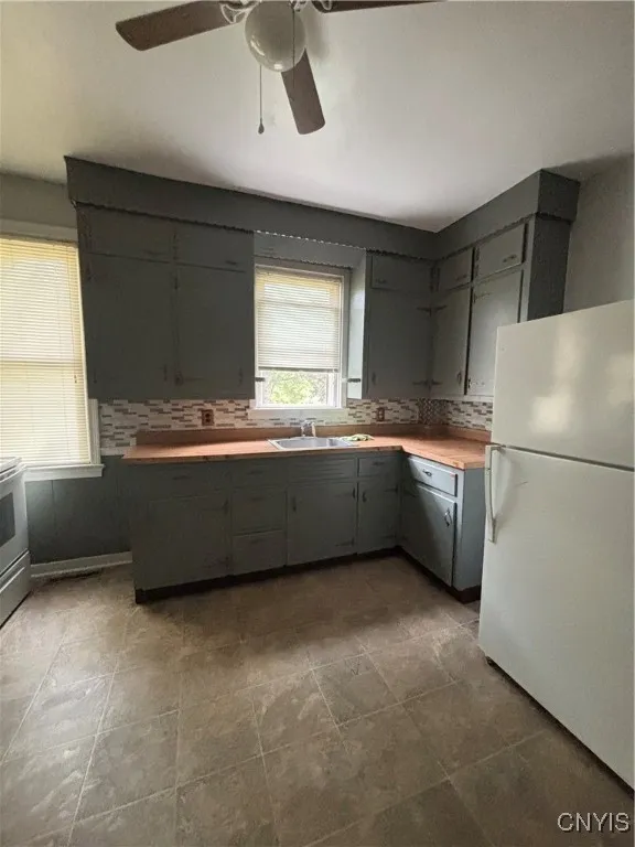 605 West Liberty Street, Rome, New York 13440, Rome, New York 13440, 5 Bedrooms Bedrooms, 14 Rooms Rooms,2 BathroomsBathrooms,Residential,For Sale,605 West Liberty Street, Rome, New York 13440,0,S1630567