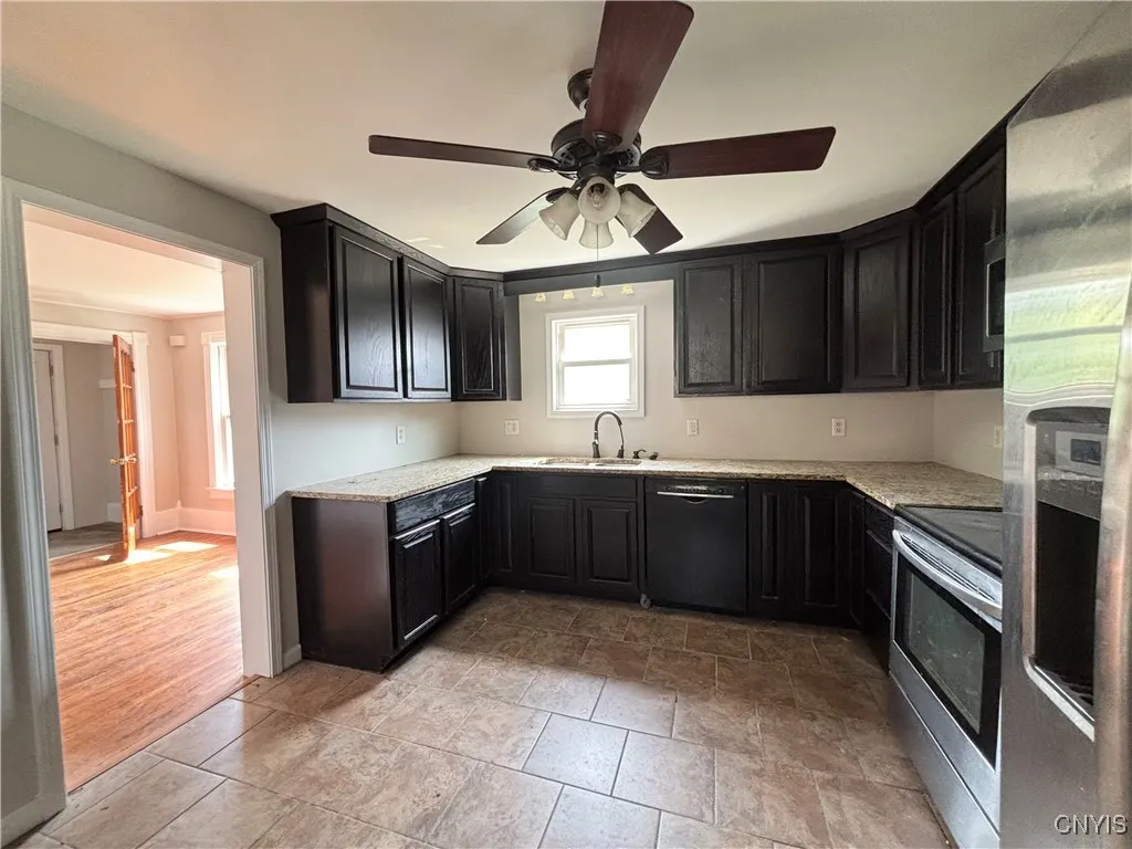 901 West Dominick Street, Rome, New York 13440, Rome, New York 13440, 4 Bedrooms Bedrooms, 7 Rooms Rooms,Residential,Closed,901 West Dominick Street, Rome, New York 13440,0,S1631664