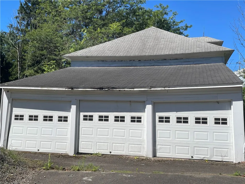 156 Tower Lane, New Berlin, New York 14843, New Berlin, New York 14843, 5 Bedrooms Bedrooms, 17 Rooms Rooms,4 BathroomsBathrooms,Residential,For Sale,156 Tower Lane, New Berlin, New York 14843,0,R1631435
