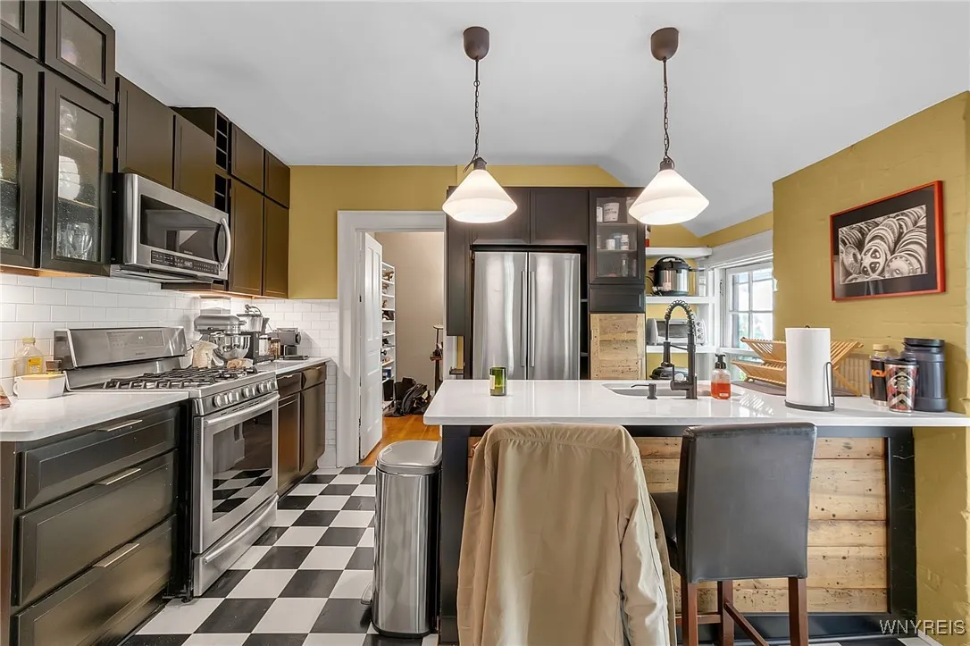 C Unit Kitchen