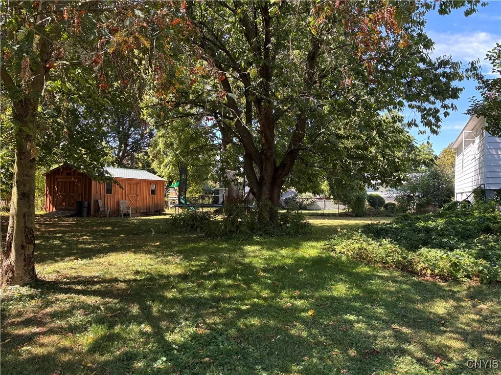 4 Case Avenue, Auburn, New York 13021, Auburn, New York 13021, 4 Bedrooms Bedrooms, 6 Rooms Rooms,1 BathroomBathrooms,Residential,Closed,4 Case Avenue, Auburn, New York 13021,0,S1630882