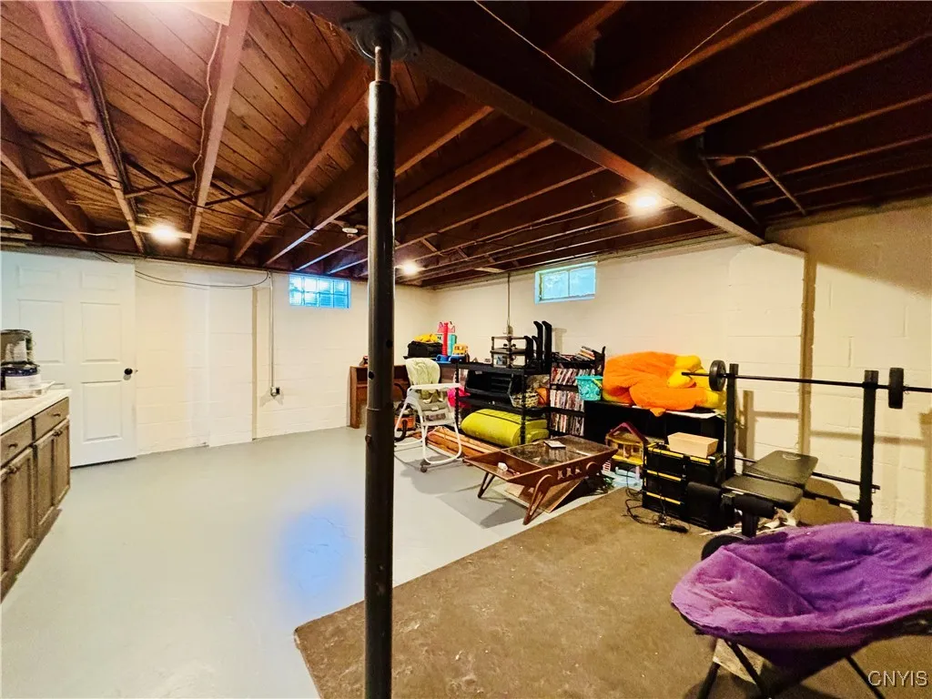 4 Case Avenue, Auburn, New York 13021, Auburn, New York 13021, 4 Bedrooms Bedrooms, 6 Rooms Rooms,1 BathroomBathrooms,Residential,Closed,4 Case Avenue, Auburn, New York 13021,0,S1630882