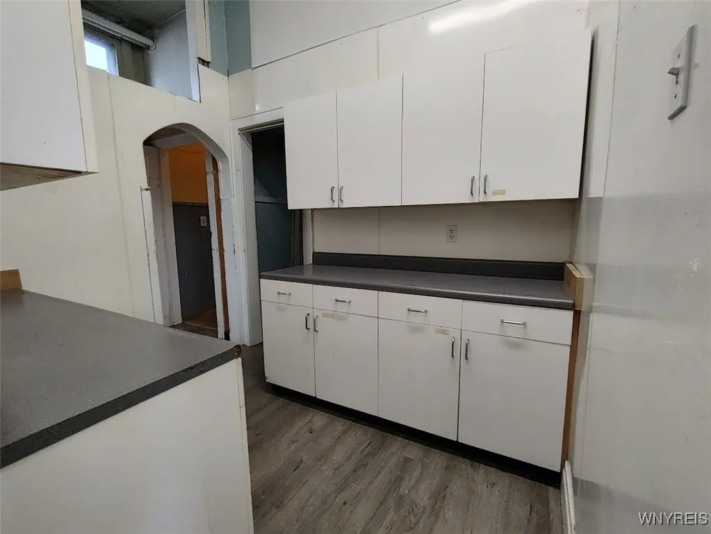 543 South Park Avenue, Buffalo, New York 14204, Buffalo, New York 14204, 2 Bedrooms Bedrooms, ,Residential,For Sale,543 South Park Avenue, Buffalo, New York 14204,B1631719