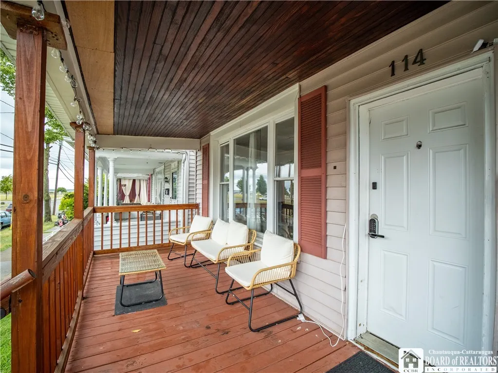 114 Deer Street, Dunkirk, New York 14048, Dunkirk, New York 14048, 4 Bedrooms Bedrooms, 8 Rooms Rooms,1 BathroomBathrooms,Residential,For Sale,114 Deer Street, Dunkirk, New York 14048,R1631734