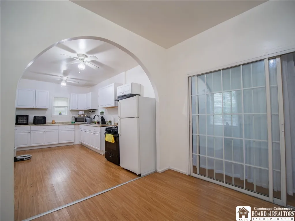114 Deer Street, Dunkirk, New York 14048, Dunkirk, New York 14048, 4 Bedrooms Bedrooms, 8 Rooms Rooms,1 BathroomBathrooms,Residential,For Sale,114 Deer Street, Dunkirk, New York 14048,R1631734