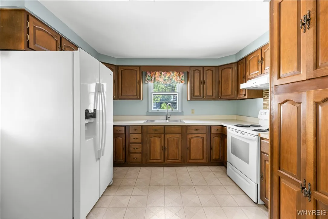 172 Lorfield Drive, Amherst, New York 14226, Amherst, New York 14226, 3 Bedrooms Bedrooms, 6 Rooms Rooms,1 BathroomBathrooms,Residential,Closed,172 Lorfield Drive, Amherst, New York 14226,0,B1630821