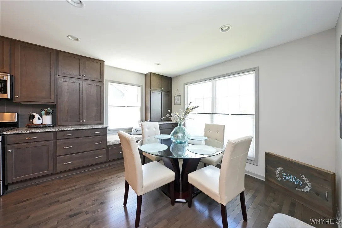 133 Boxelder Lane, Amherst, New York 14228, Amherst, New York 14228, 4 Bedrooms Bedrooms, 7 Rooms Rooms,3 BathroomsBathrooms,Residential,Closed,133 Boxelder Lane, Amherst, New York 14228,0,B1631090