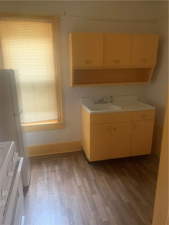 94 Kosciusko Street, Rochester, New York 14621, Rochester, New York 14621, 4 Bedrooms Bedrooms, ,2 BathroomsBathrooms,Residential,For Sale,94 Kosciusko Street, Rochester, New York 14621,0,R1631281