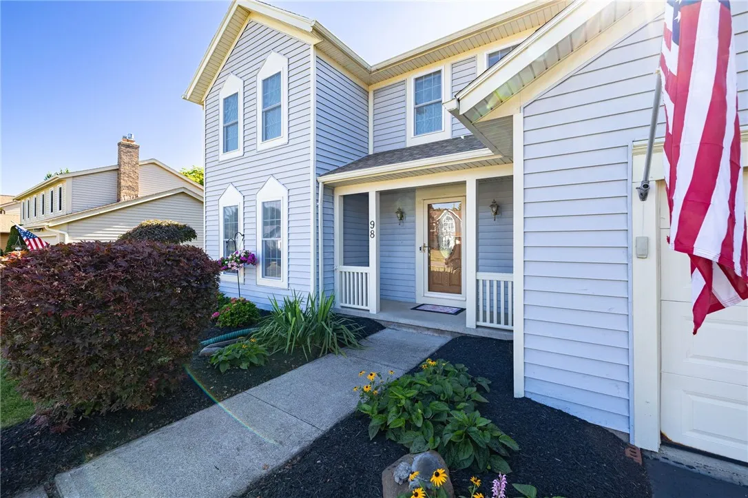 98 Mill Run Drive, Greece, New York 14626, Greece, New York 14626, 4 Bedrooms Bedrooms, 9 Rooms Rooms,2 BathroomsBathrooms,Residential,For Sale,98 Mill Run Drive, Greece, New York 14626,0,R1627704