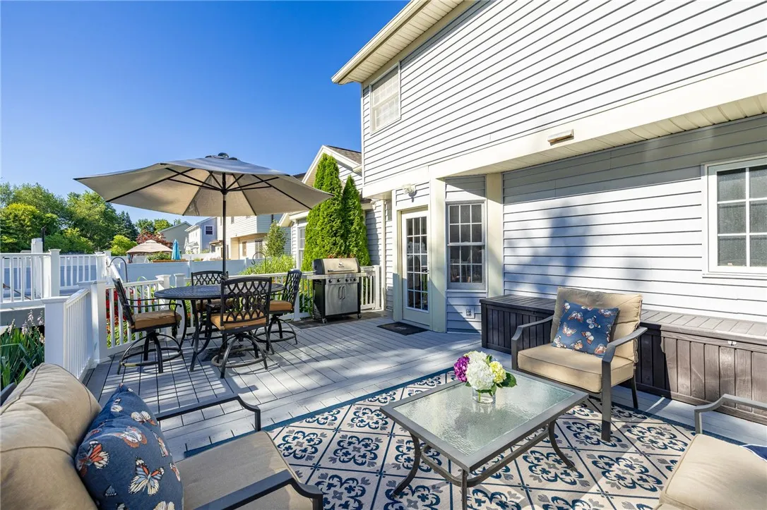 98 Mill Run Drive, Greece, New York 14626, Greece, New York 14626, 4 Bedrooms Bedrooms, 9 Rooms Rooms,2 BathroomsBathrooms,Residential,For Sale,98 Mill Run Drive, Greece, New York 14626,0,R1627704