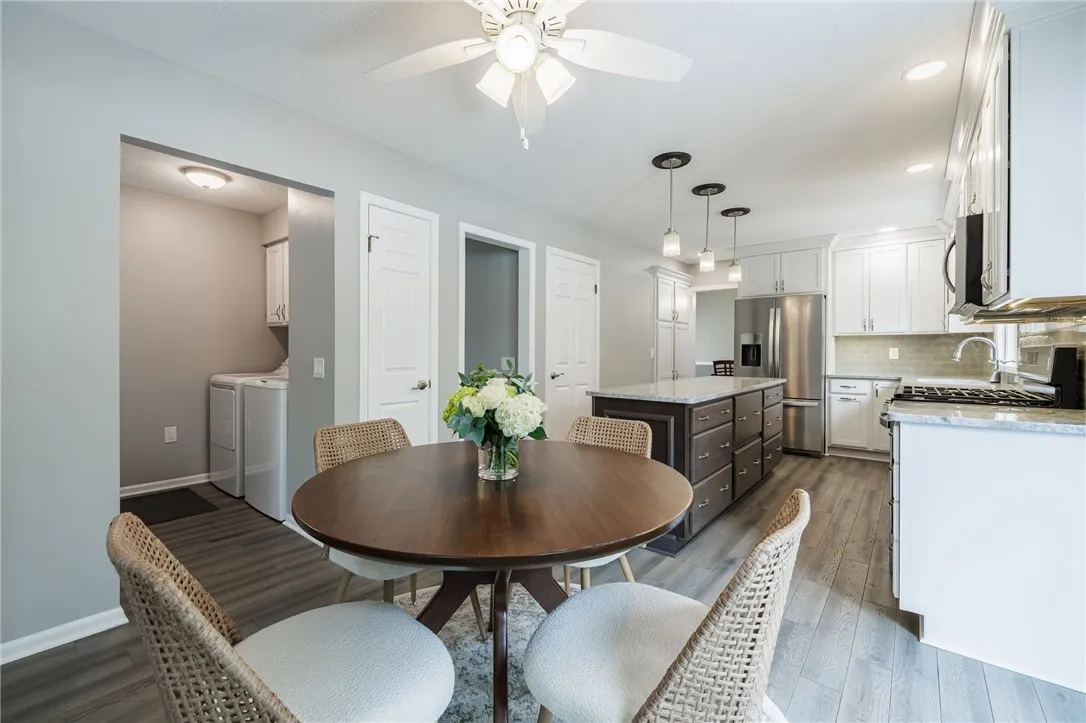 98 Mill Run Drive, Greece, New York 14626, Greece, New York 14626, 4 Bedrooms Bedrooms, 9 Rooms Rooms,2 BathroomsBathrooms,Residential,For Sale,98 Mill Run Drive, Greece, New York 14626,0,R1627704