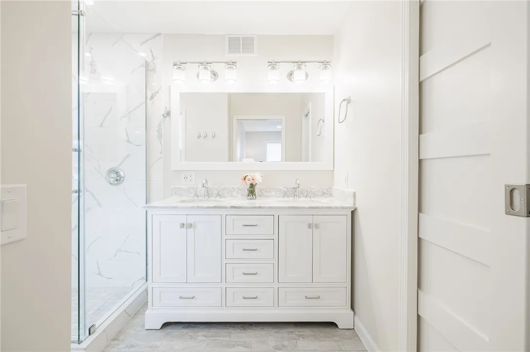98 Mill Run Drive, Greece, New York 14626, Greece, New York 14626, 4 Bedrooms Bedrooms, 9 Rooms Rooms,2 BathroomsBathrooms,Residential,For Sale,98 Mill Run Drive, Greece, New York 14626,0,R1627704