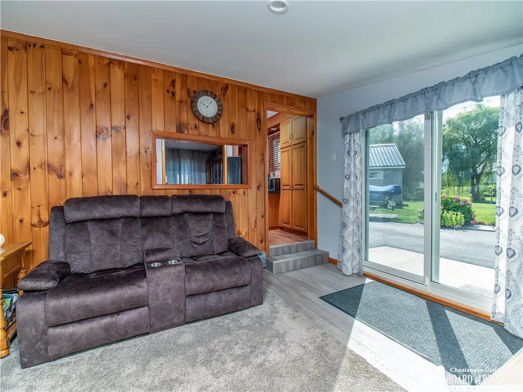 22 Parkside Street, Chautauqua, New York 14757, Chautauqua, New York 14757, 3 Bedrooms Bedrooms, 8 Rooms Rooms,2 BathroomsBathrooms,Residential,Closed,22 Parkside Street, Chautauqua, New York 14757,0,R1629567