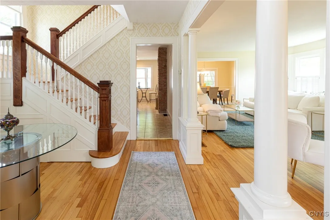 57 East Lake Street, Skaneateles, New York 13152, Skaneateles, New York 13152, 4 Bedrooms Bedrooms, 8 Rooms Rooms,2 BathroomsBathrooms,Residential Lease,For Rent,57 East Lake Street, Skaneateles, New York 13152,0,S1631776