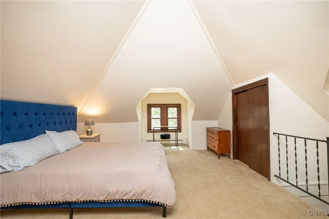 57 East Lake Street, Skaneateles, New York 13152, Skaneateles, New York 13152, 4 Bedrooms Bedrooms, 8 Rooms Rooms,2 BathroomsBathrooms,Residential Lease,For Rent,57 East Lake Street, Skaneateles, New York 13152,0,S1631776