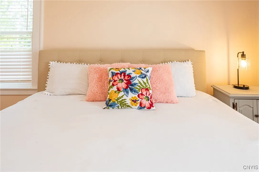 57 East Lake Street, Skaneateles, New York 13152, Skaneateles, New York 13152, 4 Bedrooms Bedrooms, 8 Rooms Rooms,2 BathroomsBathrooms,Residential Lease,For Rent,57 East Lake Street, Skaneateles, New York 13152,0,S1631776
