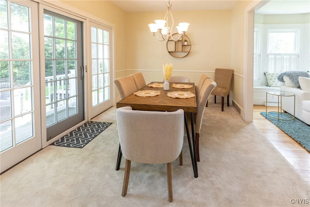 57 East Lake Street, Skaneateles, New York 13152, Skaneateles, New York 13152, 4 Bedrooms Bedrooms, 8 Rooms Rooms,2 BathroomsBathrooms,Residential Lease,For Rent,57 East Lake Street, Skaneateles, New York 13152,0,S1631776
