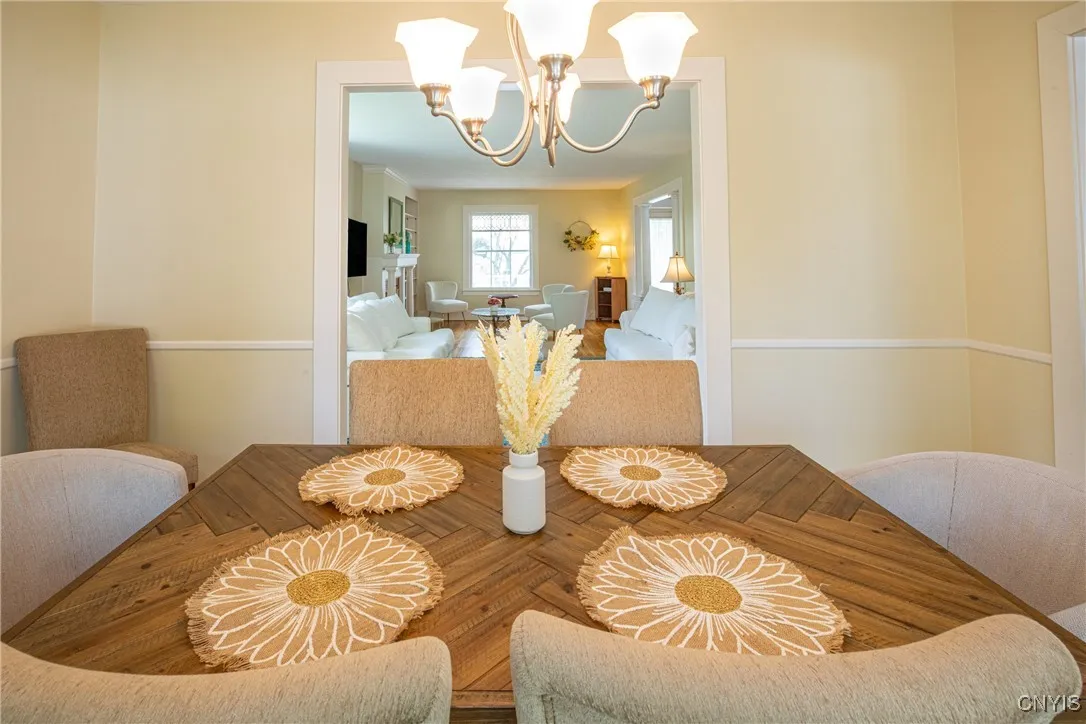 57 East Lake Street, Skaneateles, New York 13152, Skaneateles, New York 13152, 4 Bedrooms Bedrooms, 8 Rooms Rooms,2 BathroomsBathrooms,Residential Lease,For Rent,57 East Lake Street, Skaneateles, New York 13152,0,S1631776