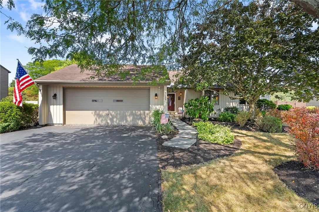 4965 Moses Drive, Clay, New York 13090, Clay, New York 13090, 3 Bedrooms Bedrooms, 6 Rooms Rooms,2 BathroomsBathrooms,Residential,Closed,4965 Moses Drive, Clay, New York 13090,0,S1625150