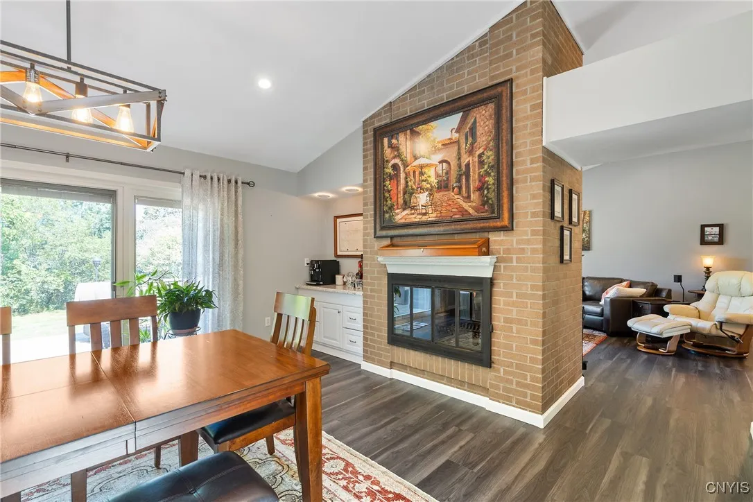 4965 Moses Drive, Clay, New York 13090, Clay, New York 13090, 3 Bedrooms Bedrooms, 6 Rooms Rooms,2 BathroomsBathrooms,Residential,Closed,4965 Moses Drive, Clay, New York 13090,0,S1625150