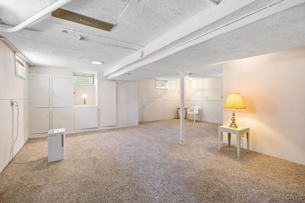 460 Lillian Avenue, Syracuse, New York 13206, Syracuse, New York 13206, 3 Bedrooms Bedrooms, 12 Rooms Rooms,2 BathroomsBathrooms,Residential,For Sale,460 Lillian Avenue, Syracuse, New York 13206,0,S1631415