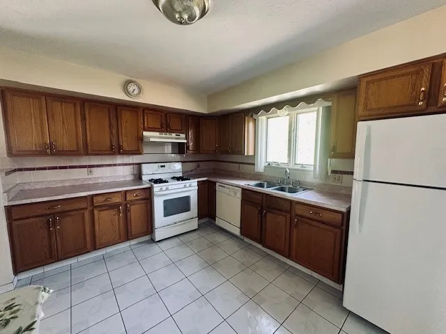 8 Brianna Lane, Parma, New York 14468, Parma, New York 14468, 3 Bedrooms Bedrooms, 5 Rooms Rooms,1 BathroomBathrooms,Residential,Closed,8 Brianna Lane, Parma, New York 14468,0,R1631185