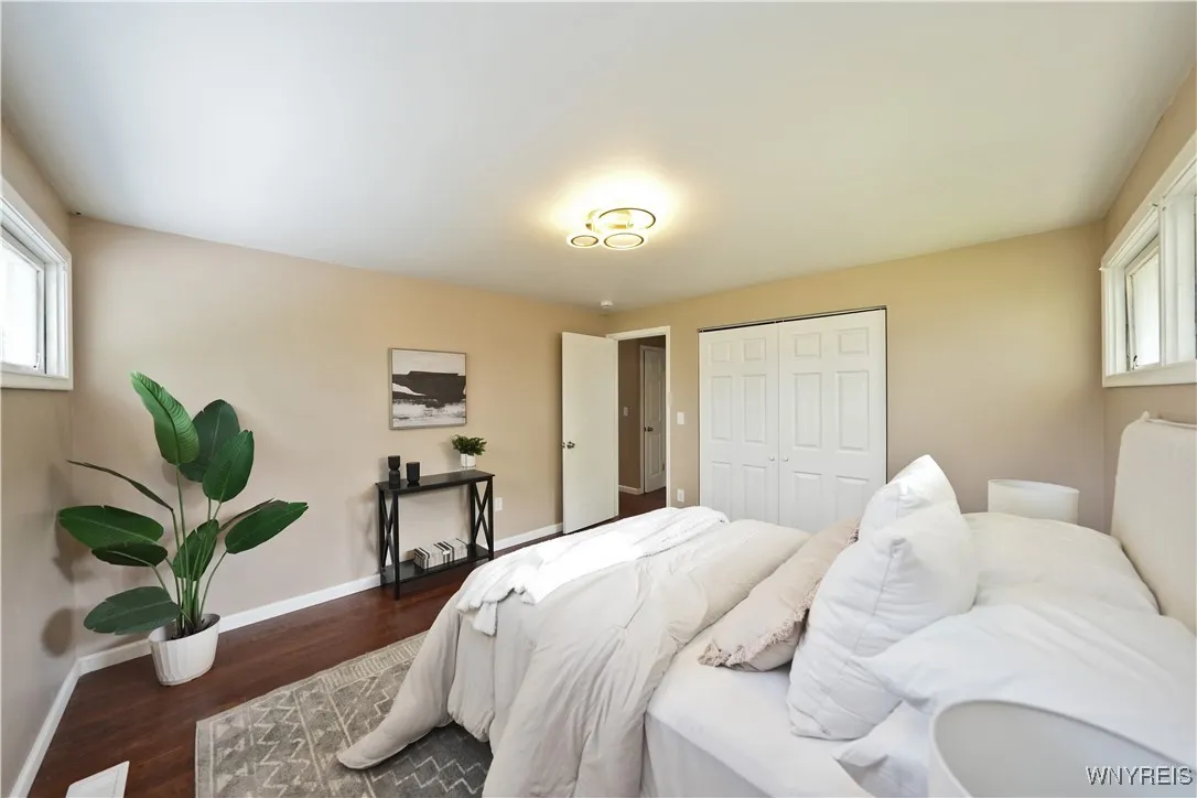 440 Lynbrook Avenue, Tonawanda, New York 14150, Tonawanda, New York 14150, 3 Bedrooms Bedrooms, 5 Rooms Rooms,1 BathroomBathrooms,Residential,For Sale,440 Lynbrook Avenue, Tonawanda, New York 14150,B1631458