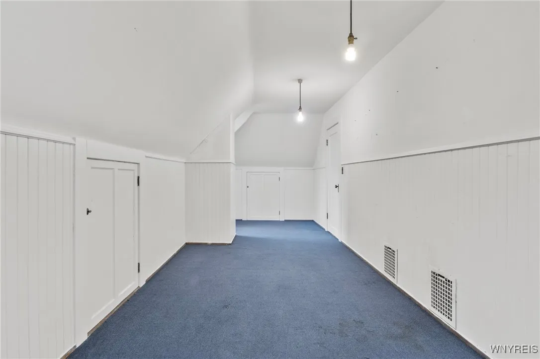 Third floor bonus room 1