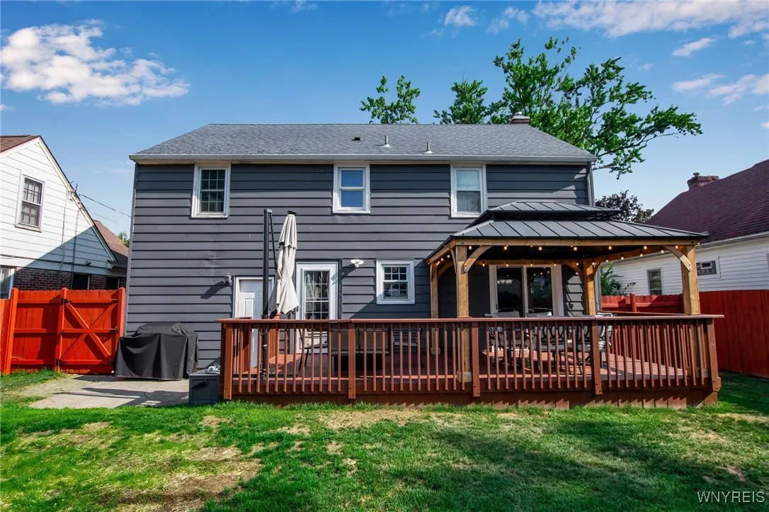 25 Brendel Avenue, Hamburg, New York 14075, Hamburg, New York 14075, 4 Bedrooms Bedrooms, 8 Rooms Rooms,2 BathroomsBathrooms,Residential,Closed,25 Brendel Avenue, Hamburg, New York 14075,0,B1631624