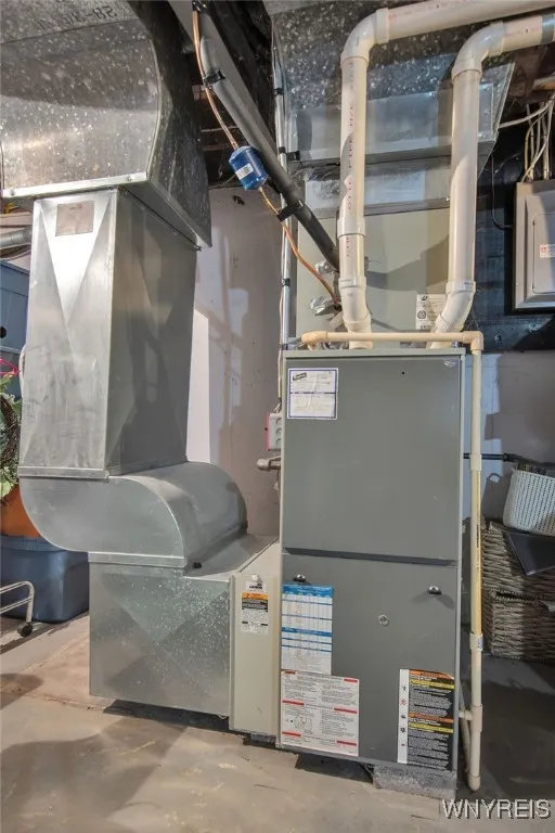 25 Brendel Avenue, Hamburg, New York 14075, Hamburg, New York 14075, 4 Bedrooms Bedrooms, 8 Rooms Rooms,2 BathroomsBathrooms,Residential,Closed,25 Brendel Avenue, Hamburg, New York 14075,0,B1631624