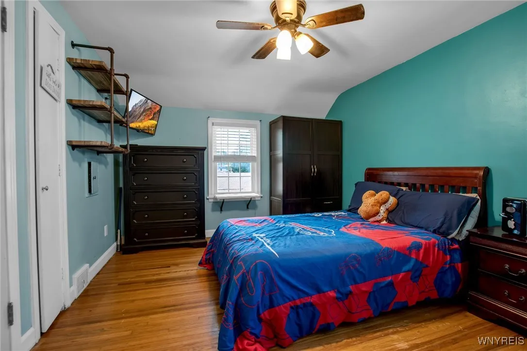 25 Brendel Avenue, Hamburg, New York 14075, Hamburg, New York 14075, 4 Bedrooms Bedrooms, 8 Rooms Rooms,2 BathroomsBathrooms,Residential,Closed,25 Brendel Avenue, Hamburg, New York 14075,0,B1631624