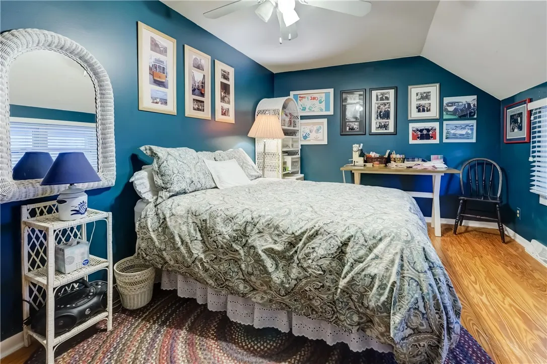 29 Hoyt Place, Rochester, New York 14610, Rochester, New York 14610, 4 Bedrooms Bedrooms, 8 Rooms Rooms,3 BathroomsBathrooms,Residential,Closed,29 Hoyt Place, Rochester, New York 14610,0,R1630976