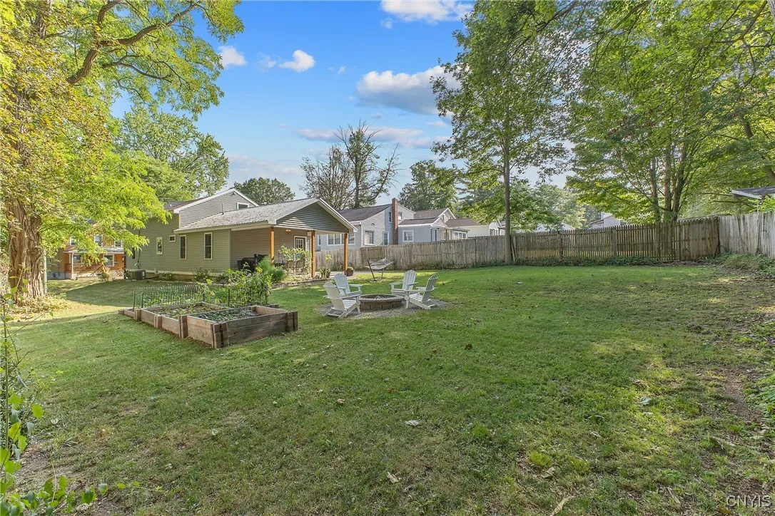 10 Kellogg Street, Kirkland, New York 13323, Kirkland, New York 13323, 3 Bedrooms Bedrooms, 6 Rooms Rooms,2 BathroomsBathrooms,Residential,Closed,10 Kellogg Street, Kirkland, New York 13323,0,S1630311