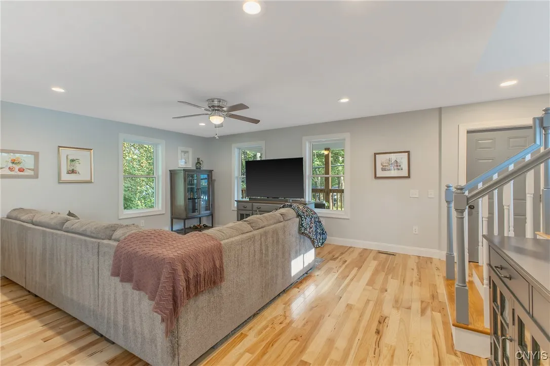 10 Kellogg Street, Kirkland, New York 13323, Kirkland, New York 13323, 3 Bedrooms Bedrooms, 6 Rooms Rooms,2 BathroomsBathrooms,Residential,Closed,10 Kellogg Street, Kirkland, New York 13323,0,S1630311