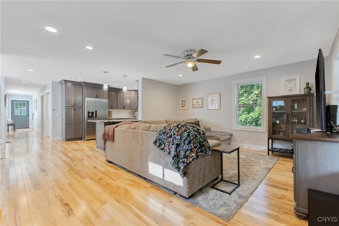 10 Kellogg Street, Kirkland, New York 13323, Kirkland, New York 13323, 3 Bedrooms Bedrooms, 6 Rooms Rooms,2 BathroomsBathrooms,Residential,Closed,10 Kellogg Street, Kirkland, New York 13323,0,S1630311