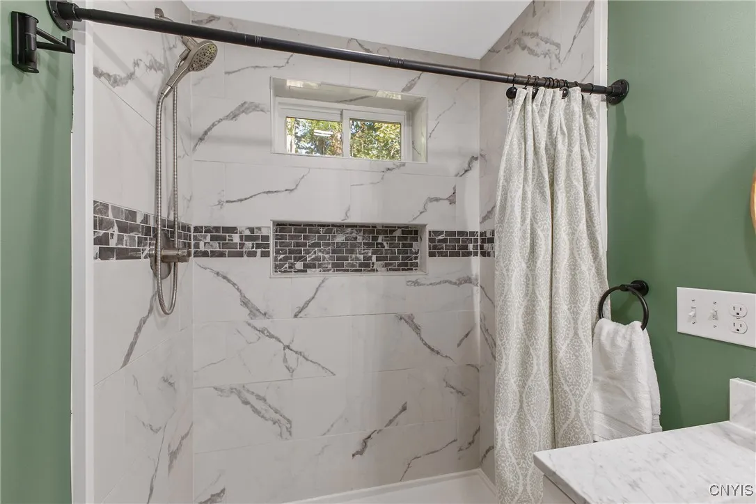 10 Kellogg Street, Kirkland, New York 13323, Kirkland, New York 13323, 3 Bedrooms Bedrooms, 6 Rooms Rooms,2 BathroomsBathrooms,Residential,Closed,10 Kellogg Street, Kirkland, New York 13323,0,S1630311