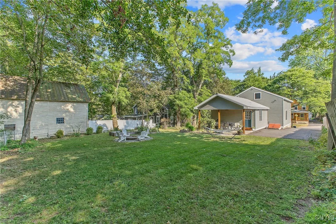 10 Kellogg Street, Kirkland, New York 13323, Kirkland, New York 13323, 3 Bedrooms Bedrooms, 6 Rooms Rooms,2 BathroomsBathrooms,Residential,Closed,10 Kellogg Street, Kirkland, New York 13323,0,S1630311