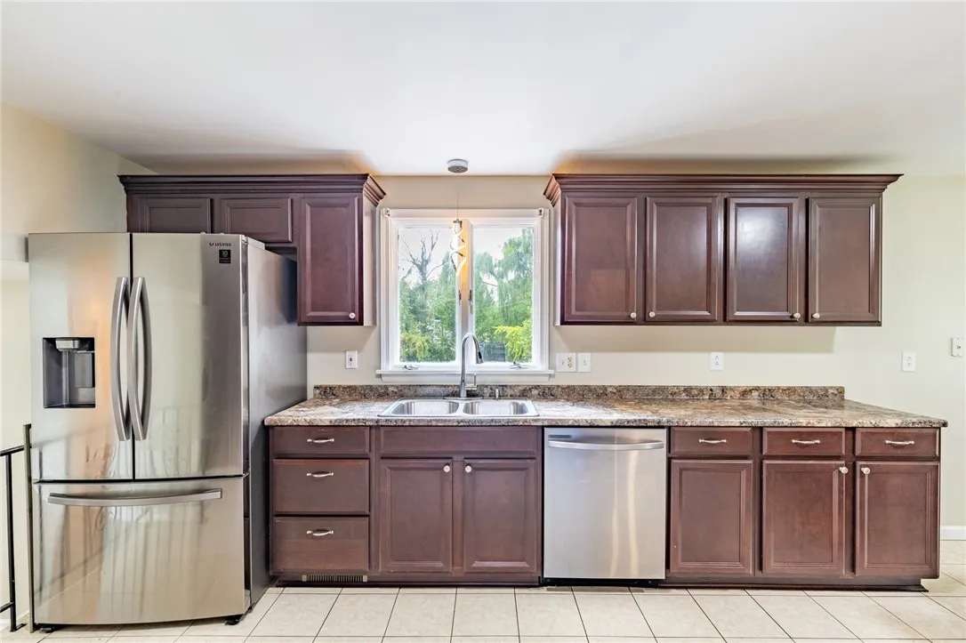 69 Lightwood Lane, Gates, New York 14606, Gates, New York 14606, 5 Bedrooms Bedrooms, 12 Rooms Rooms,2 BathroomsBathrooms,Residential,For Sale,69 Lightwood Lane, Gates, New York 14606,0,R1630495