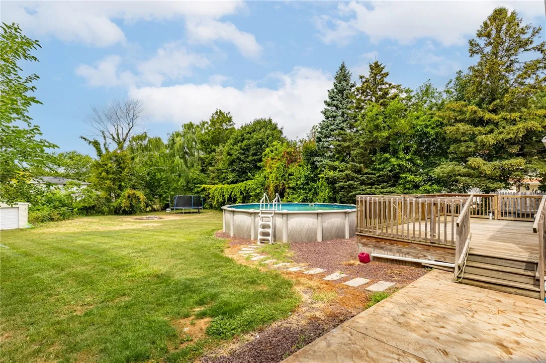 69 Lightwood Lane, Gates, New York 14606, Gates, New York 14606, 5 Bedrooms Bedrooms, 12 Rooms Rooms,2 BathroomsBathrooms,Residential,For Sale,69 Lightwood Lane, Gates, New York 14606,0,R1630495