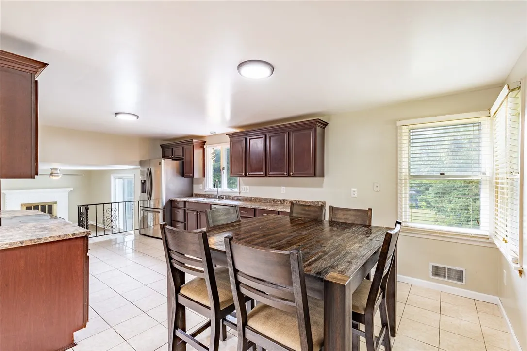 69 Lightwood Lane, Gates, New York 14606, Gates, New York 14606, 5 Bedrooms Bedrooms, 12 Rooms Rooms,2 BathroomsBathrooms,Residential,For Sale,69 Lightwood Lane, Gates, New York 14606,0,R1630495