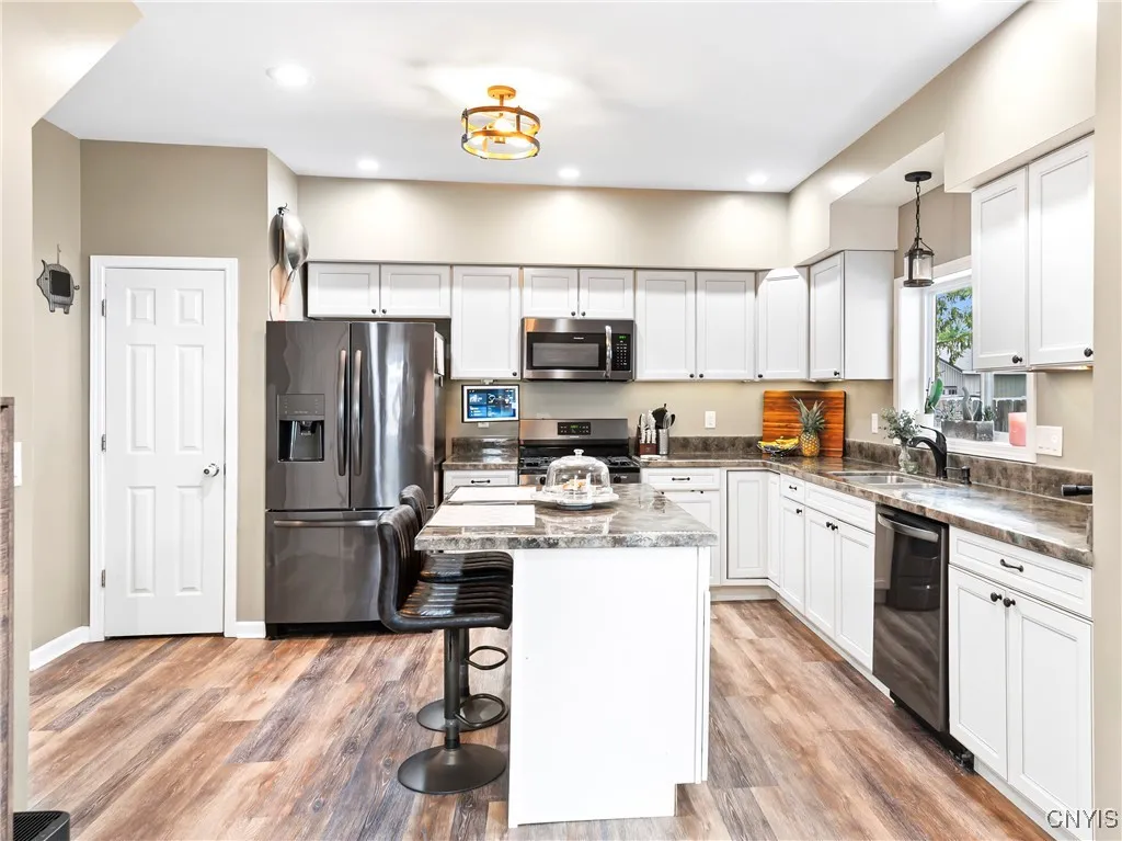 48 Burt Avenue, Auburn, New York 13021, Auburn, New York 13021, 3 Bedrooms Bedrooms, 9 Rooms Rooms,2 BathroomsBathrooms,Residential,Closed,48 Burt Avenue, Auburn, New York 13021,0,S1631452