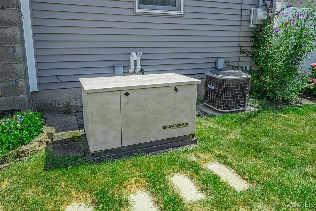 26 Louise Drive, Cheektowaga, New York 14227, Cheektowaga, New York 14227, 3 Bedrooms Bedrooms, 6 Rooms Rooms,1 BathroomBathrooms,Residential,Closed,26 Louise Drive, Cheektowaga, New York 14227,0,B1631507