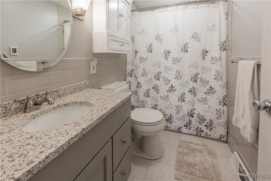 26 Louise Drive, Cheektowaga, New York 14227, Cheektowaga, New York 14227, 3 Bedrooms Bedrooms, 6 Rooms Rooms,1 BathroomBathrooms,Residential,Closed,26 Louise Drive, Cheektowaga, New York 14227,0,B1631507