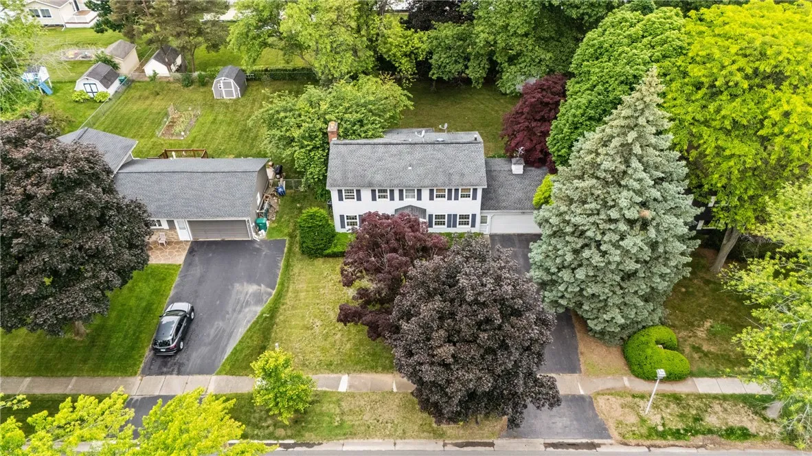 133 Parklands Drive, Greece, New York 14616, Greece, New York 14616, 4 Bedrooms Bedrooms, 12 Rooms Rooms,2 BathroomsBathrooms,Residential,Closed,133 Parklands Drive, Greece, New York 14616,0,R1630516