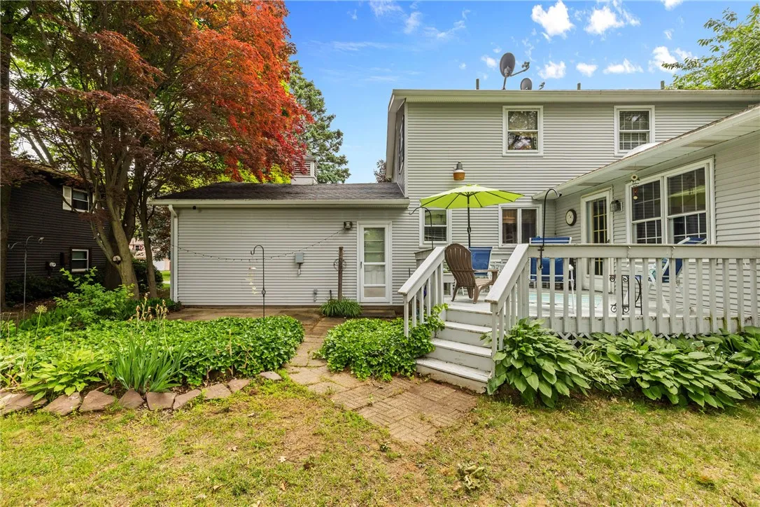 133 Parklands Drive, Greece, New York 14616, Greece, New York 14616, 4 Bedrooms Bedrooms, 12 Rooms Rooms,2 BathroomsBathrooms,Residential,Closed,133 Parklands Drive, Greece, New York 14616,0,R1630516